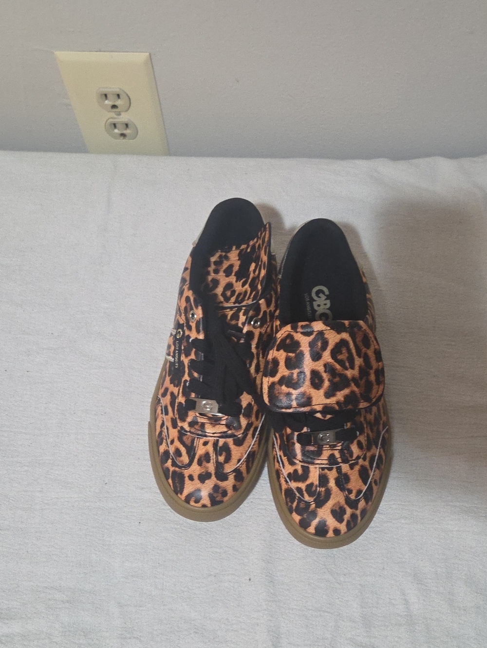 GBG Los Angeles Leopard Print Women’s Sneakers - Black & Brown